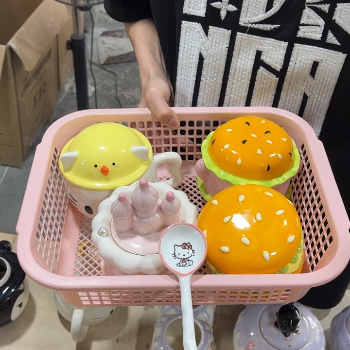 这么多人在一起玩啊