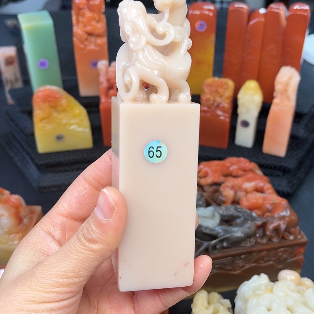 昌化石印石荣*这种天气出门玩是真的