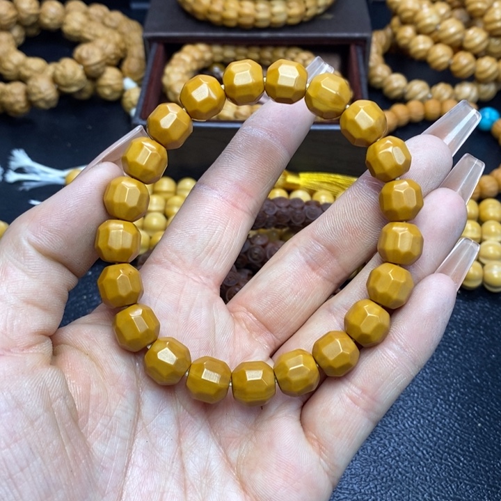 猴头核桃吊坠我****。猴头