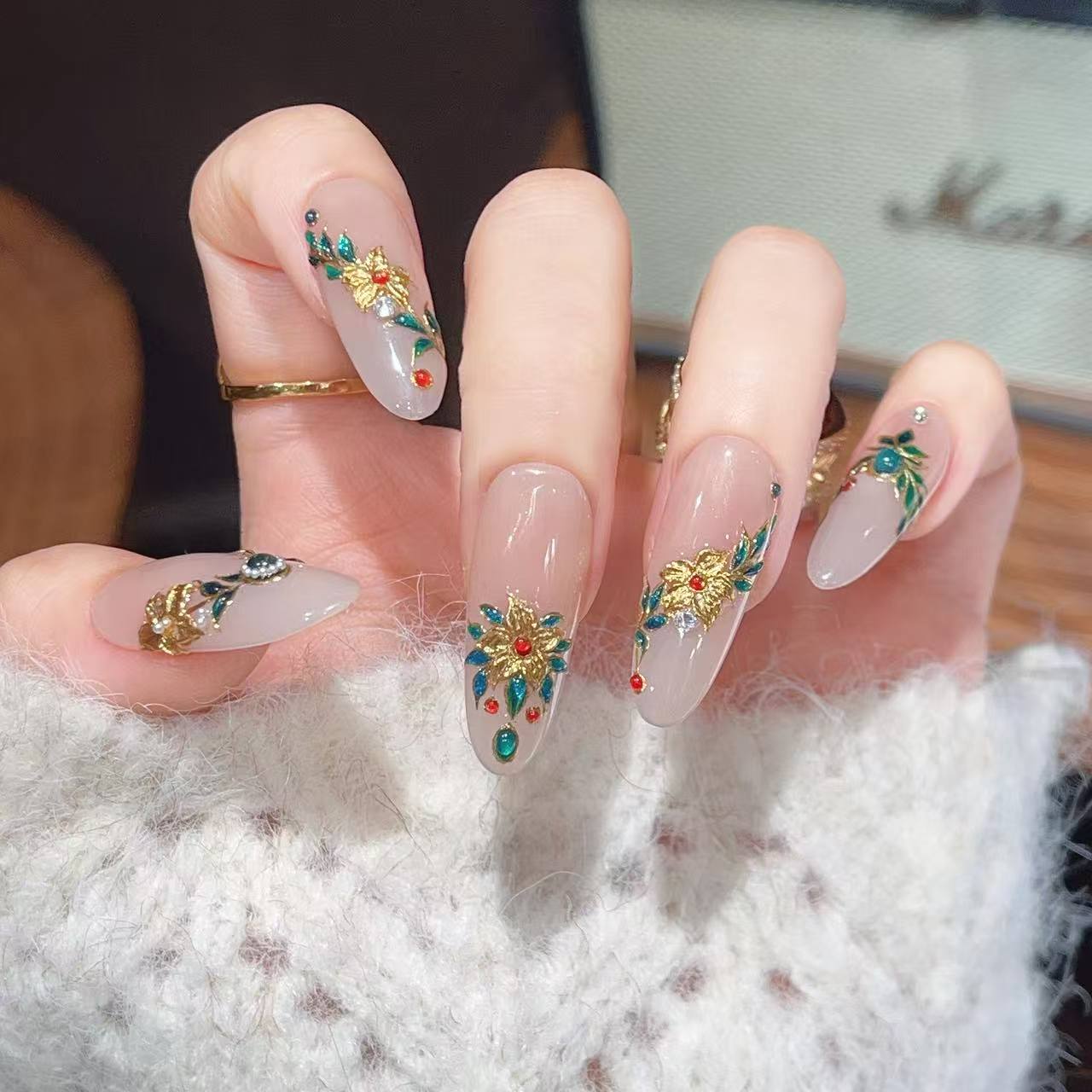 立体雕花@【梵希】寇丝妮 纯手工穿戴式美甲