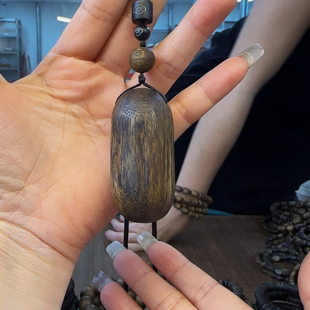 沉香吊坠多样性发货1条白棋14