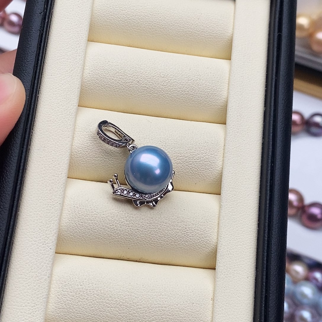 颈饰银S925镶嵌淡水珍珠