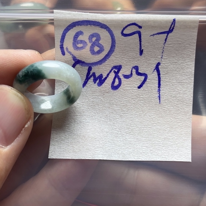 定制翡翠未镶嵌明天