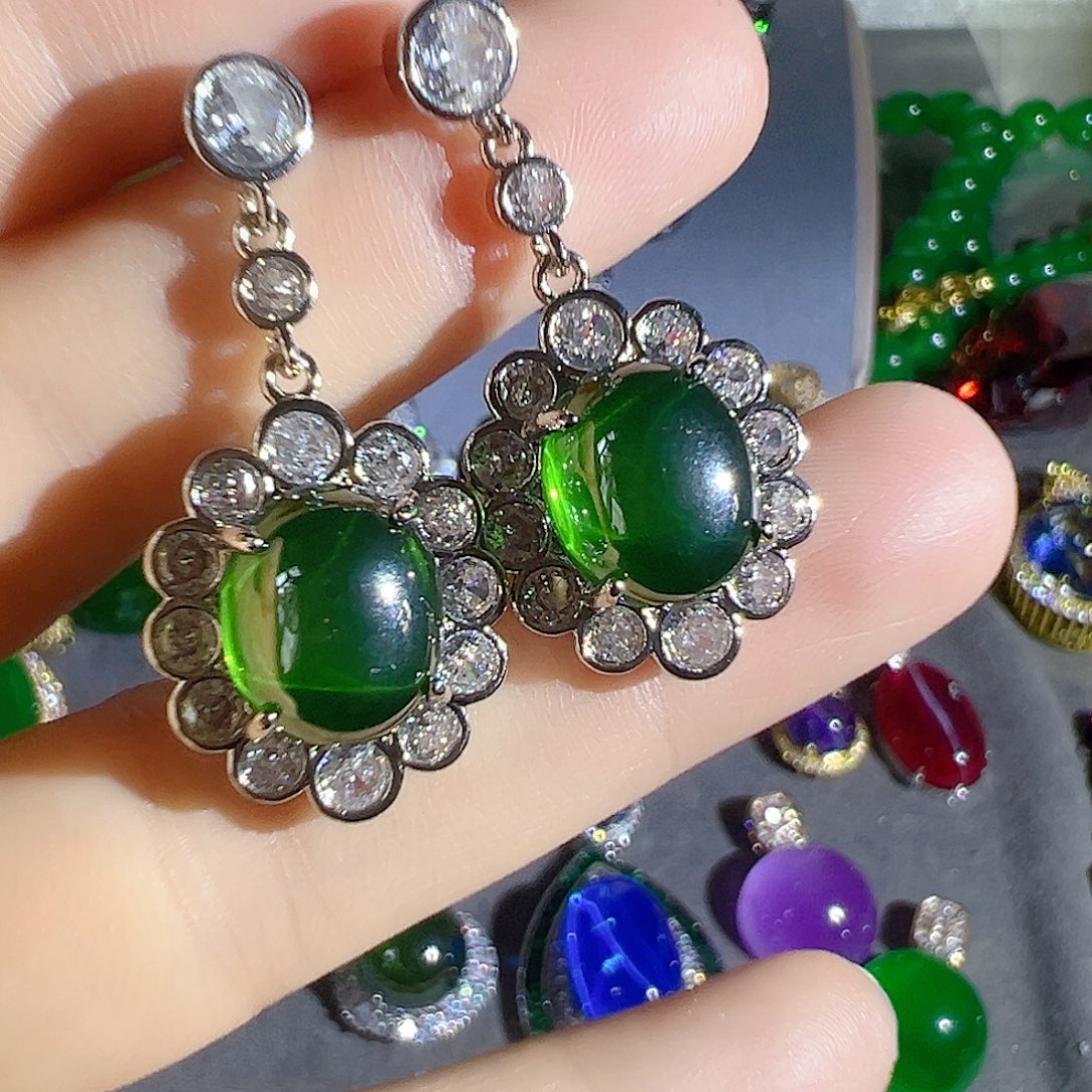 花岗石钨合金红色蓝色吊坠