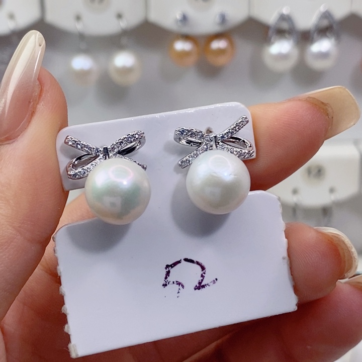 淡水珍珠银S925镶嵌耳饰