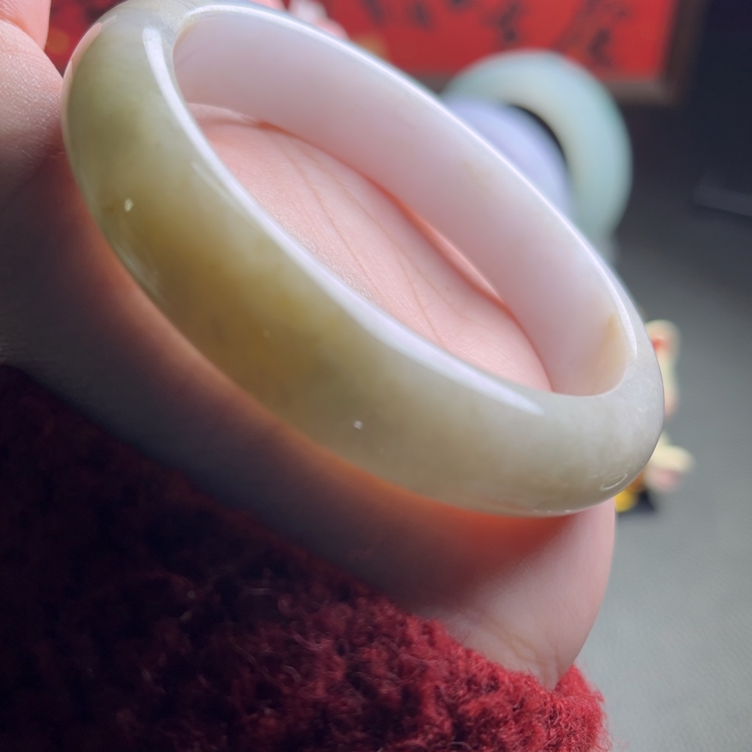 翡翠未镶嵌手镯59-70-61