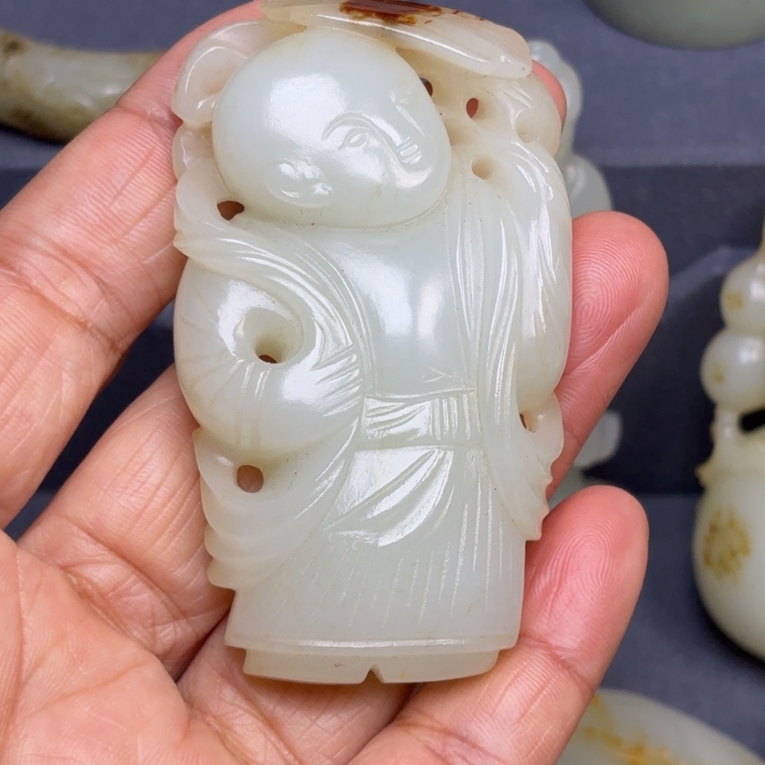 和田玉（糖玉）挂件未镶嵌青*瓷