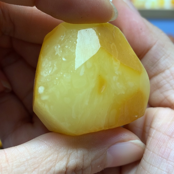 未镶嵌定制琥珀蜜蜡工坊原石定制