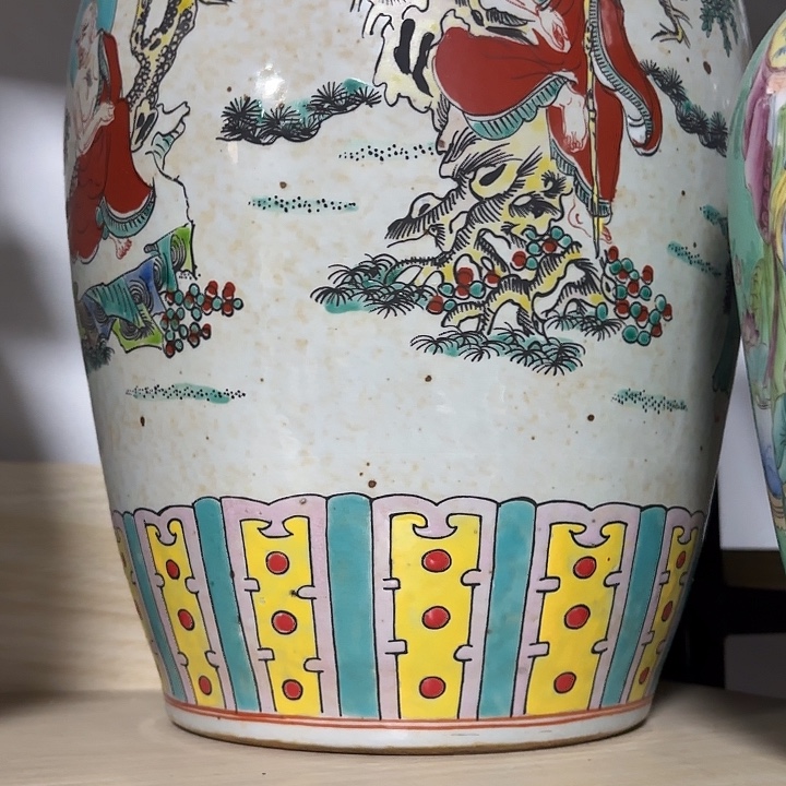 一***硬其他陶瓷摆件不固定一件