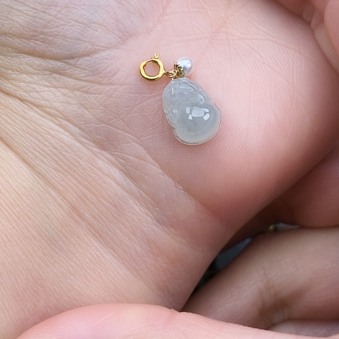 翡翠颈饰18K金镶嵌貔貅