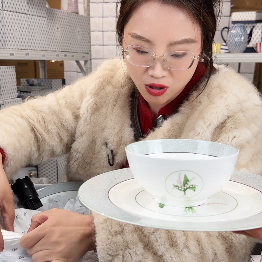 骨瓷高骨6人位餐具套装礼盒顺丰铃兰