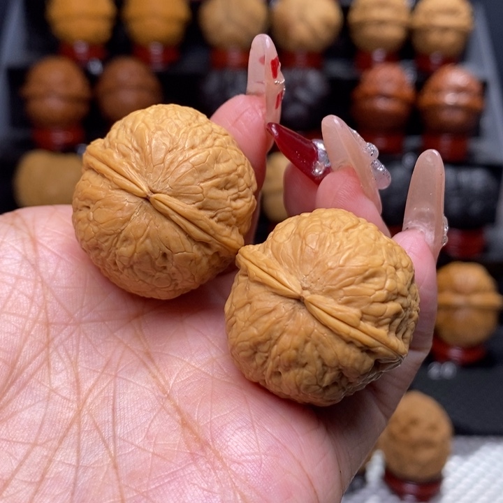 文玩核桃把件蛇皮球23号