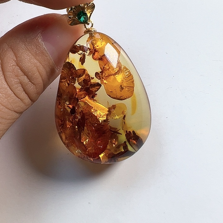 琥珀（花珀）颈饰银S925镶嵌