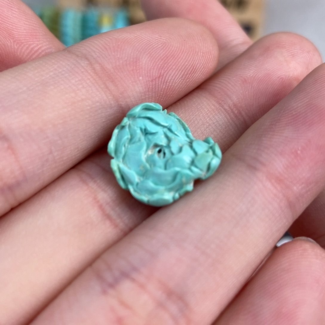 绿松石雕刻未镶嵌