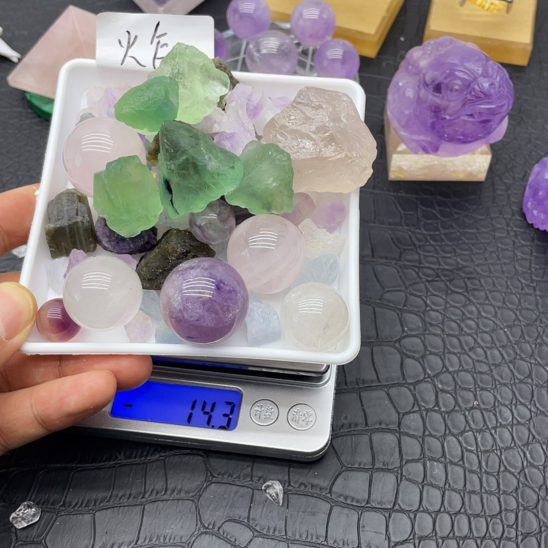 未镶嵌水晶珠宝半成品4