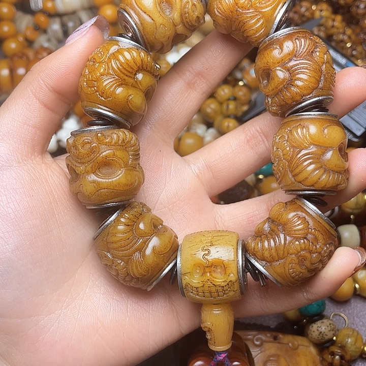 刚*创意设计创意设计