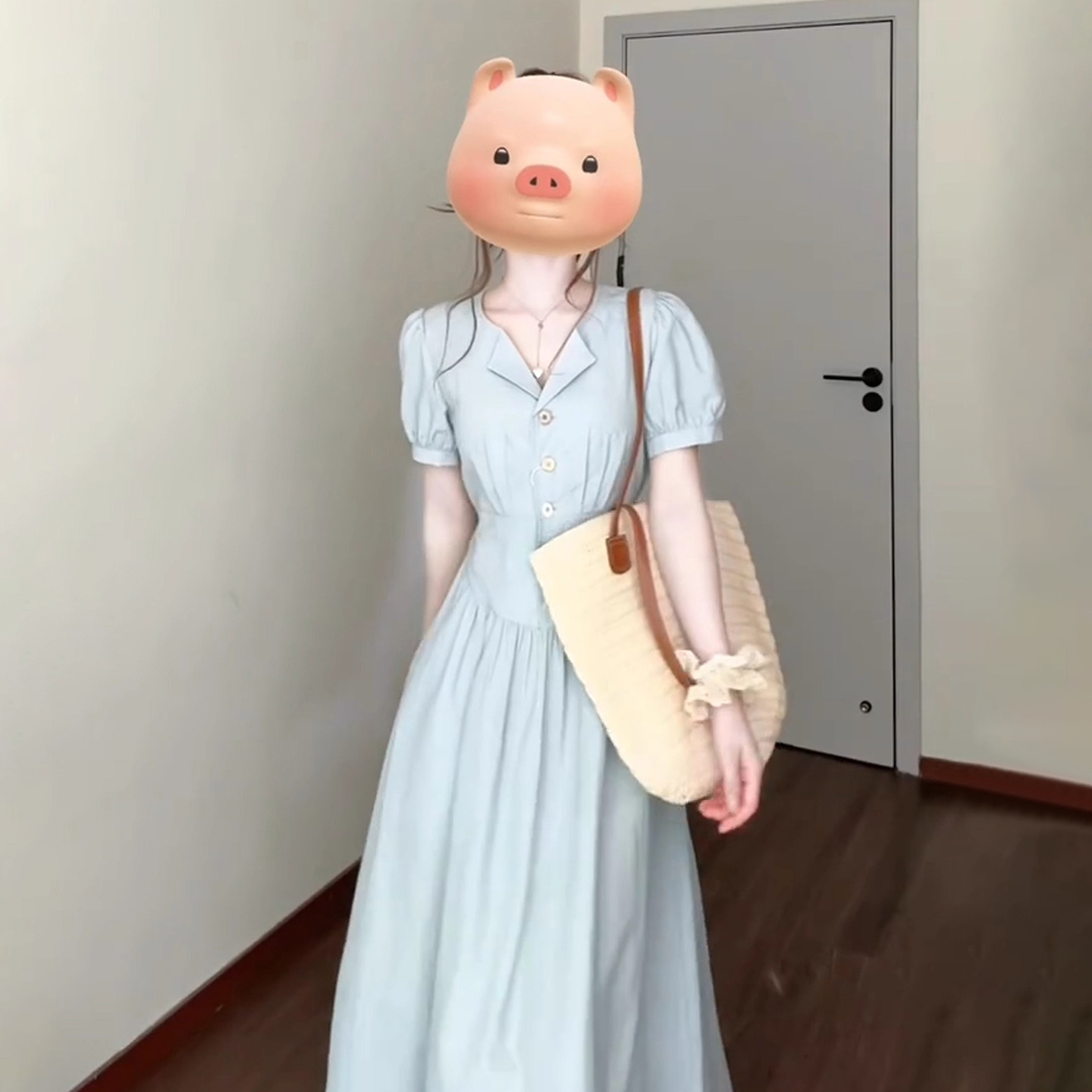 韩系蓝色V领泡泡袖连衣裙夏季2025新款温柔气质减龄收腰长裙5165