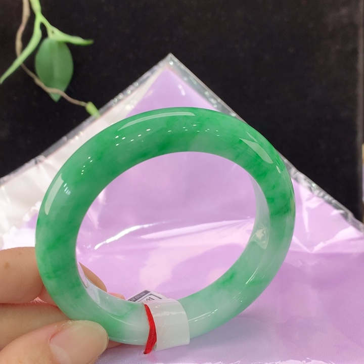 翡翠手镯未镶嵌111/0162