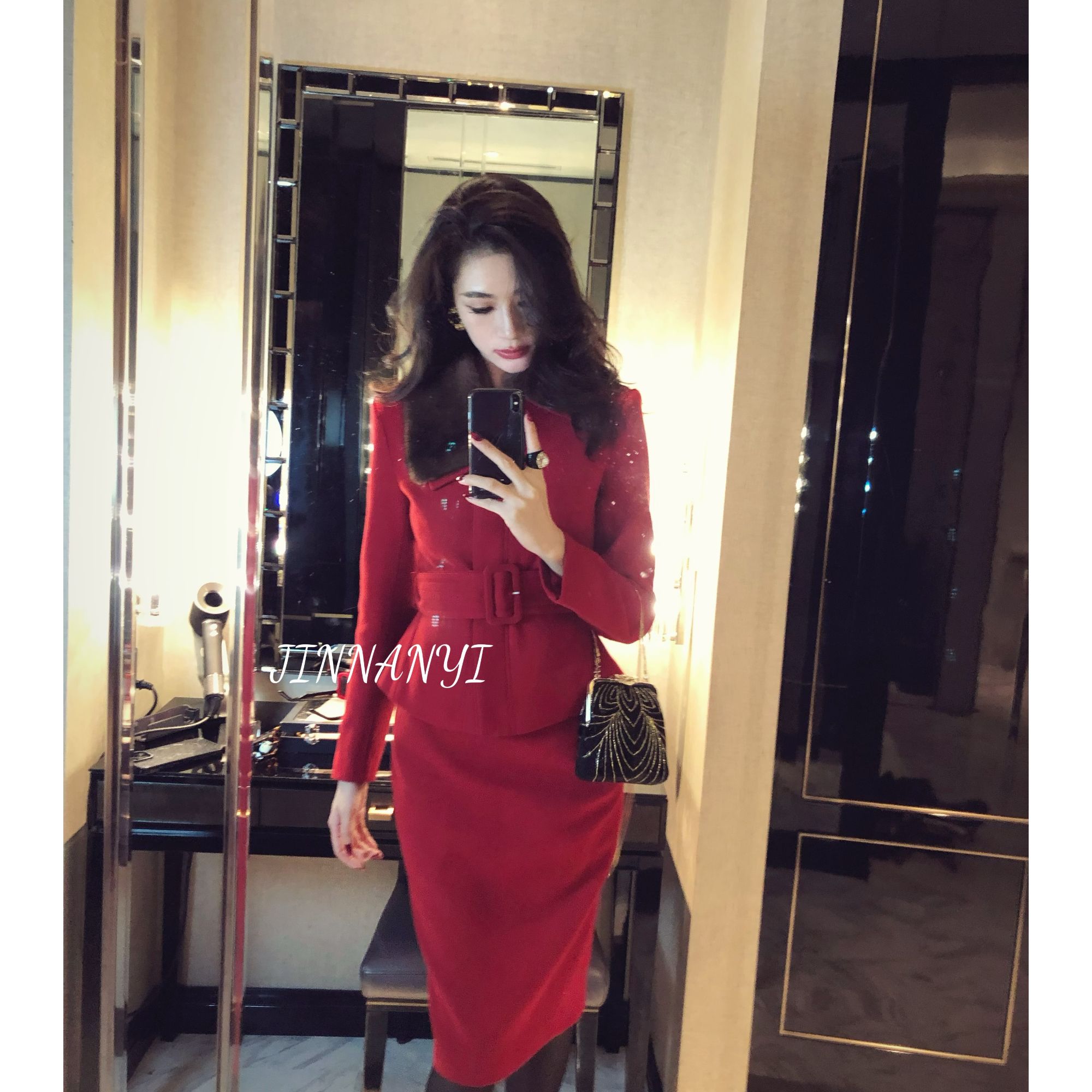 金南一高腰显瘦优雅高级质感醋酸混纺秋冬包臀裙半裙0104411320