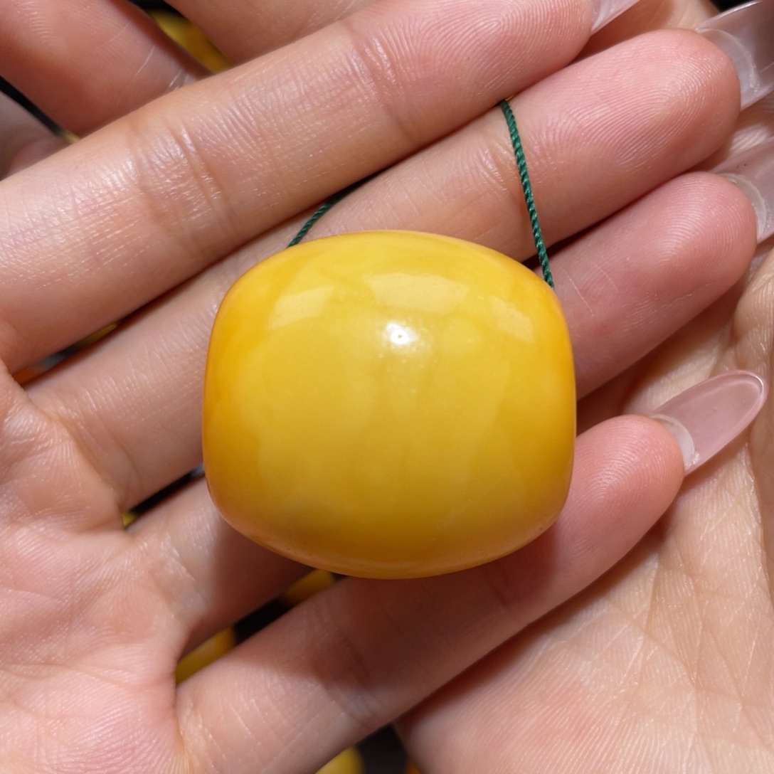 【闪购商品】蜜蜡裸石未镶嵌马蹄