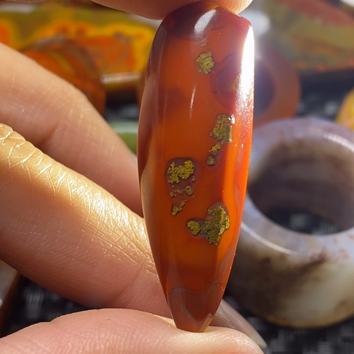 玛瑙/玉髓颈饰未镶嵌