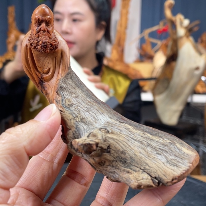 柏木（崖柏）手把件