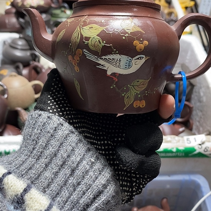 紫砂茶壶微瑕微笑