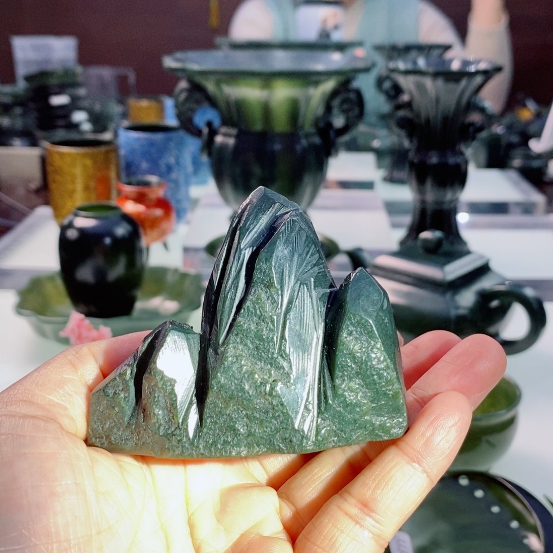 和田玉（青玉）摆件未镶嵌