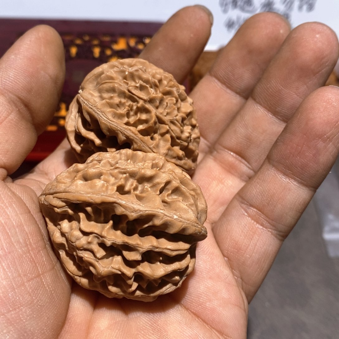 文玩核桃把件禁**绿招财鼠