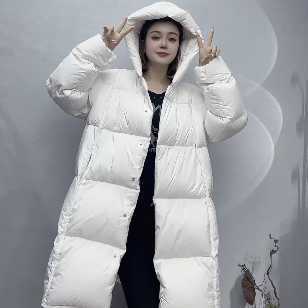 90白鹅绒LIHUA云朵泡芙羽绒服女2025冬季新款中长款轻奢连帽