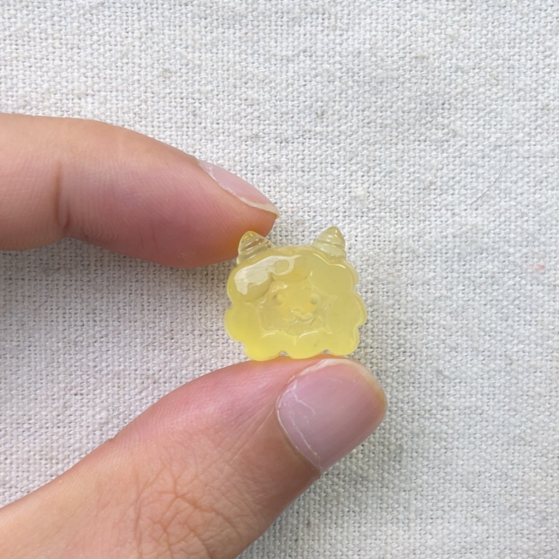 琥珀未镶嵌珠宝奇石小羊