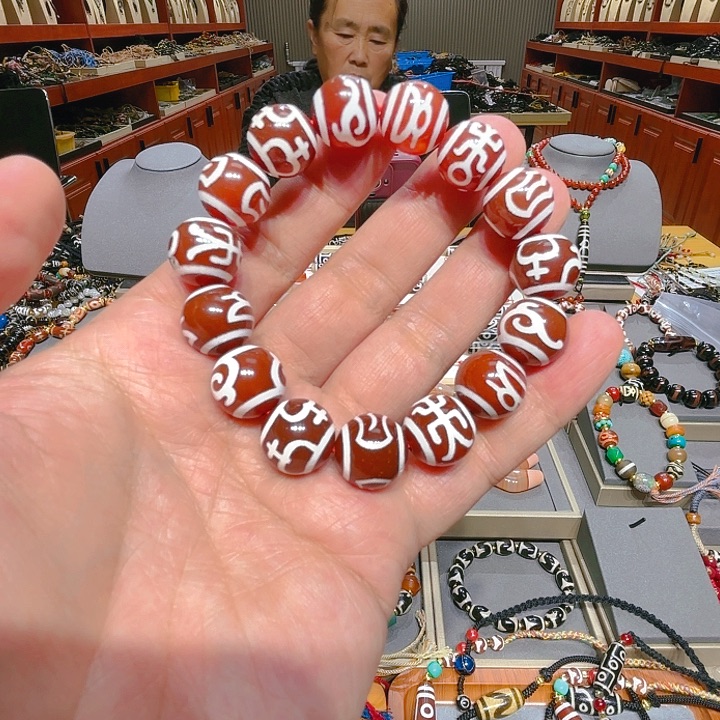 未镶嵌玛瑙/玉髓珠宝奇石