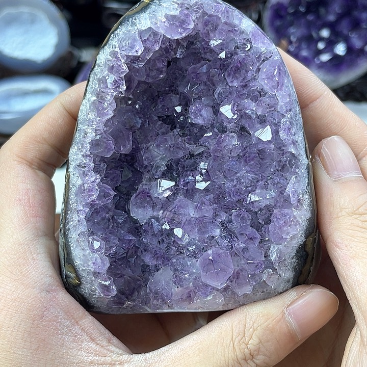 水晶大型摆件（非配饰）未镶嵌