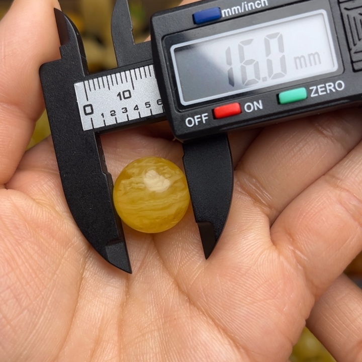 蜜蜡未镶嵌珠宝奇石天然蜜蜡散珠微瑕一粒183