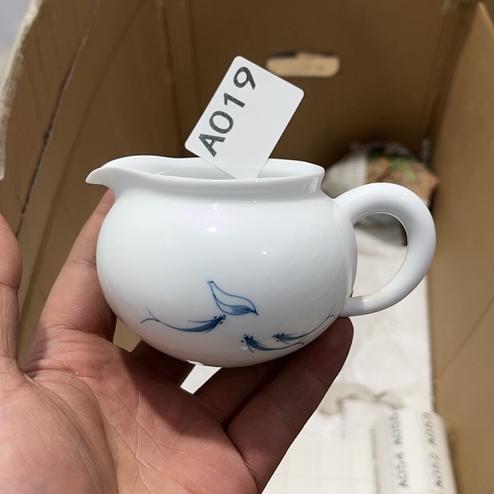 茶具默认微瑕瓷器、茶具、壶、摆件，介意勿拍 