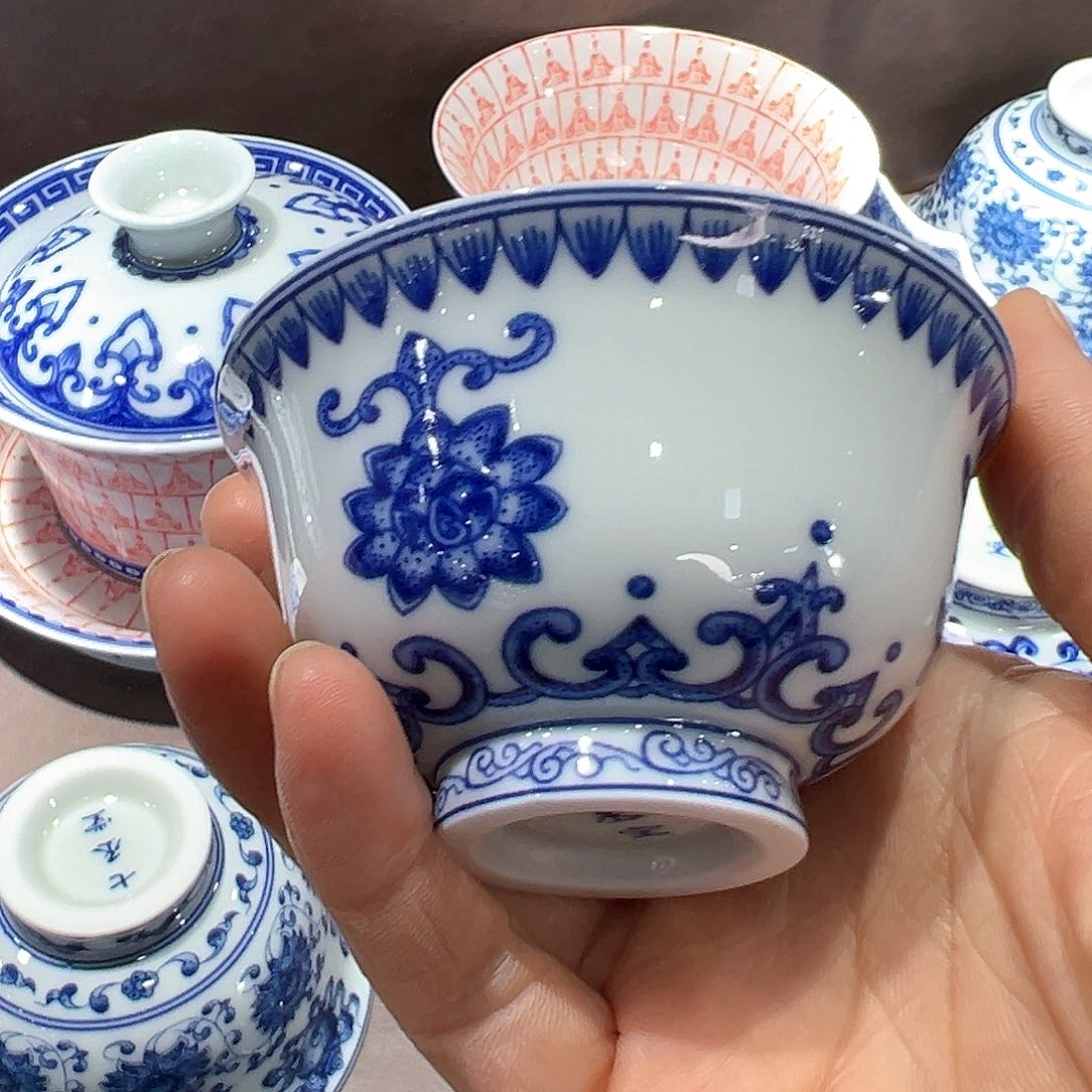 盖碗全场七景德镇的早高峰上都是