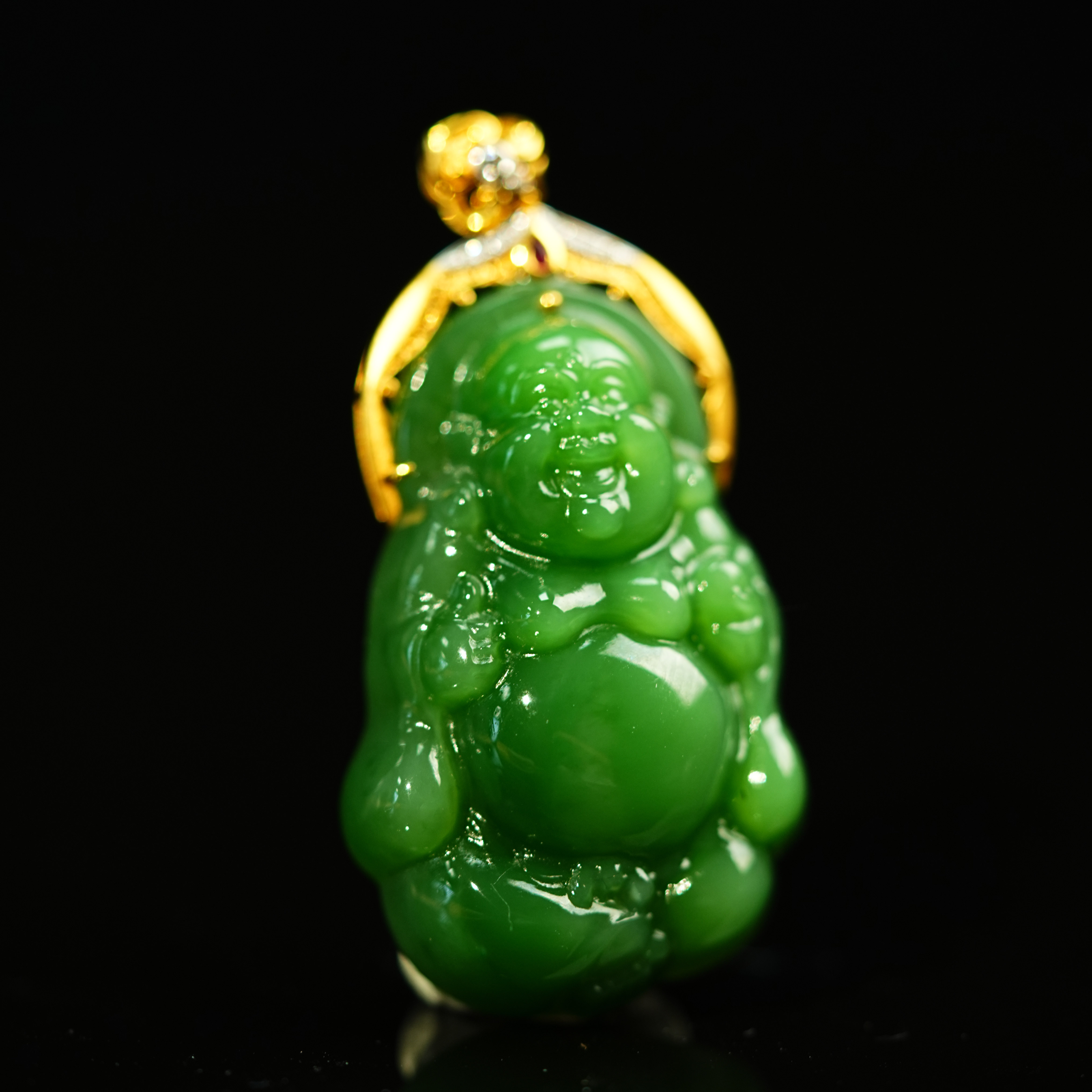 『小浩珠宝』天然和田玉碧玉老料·辣阳绿逍遥佛约41*26.5mm
