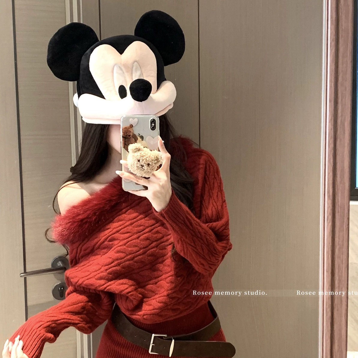 纯欲风斜肩气质红色长袖针织连衣裙女冬季新年裙子收腰显瘦包臀裙