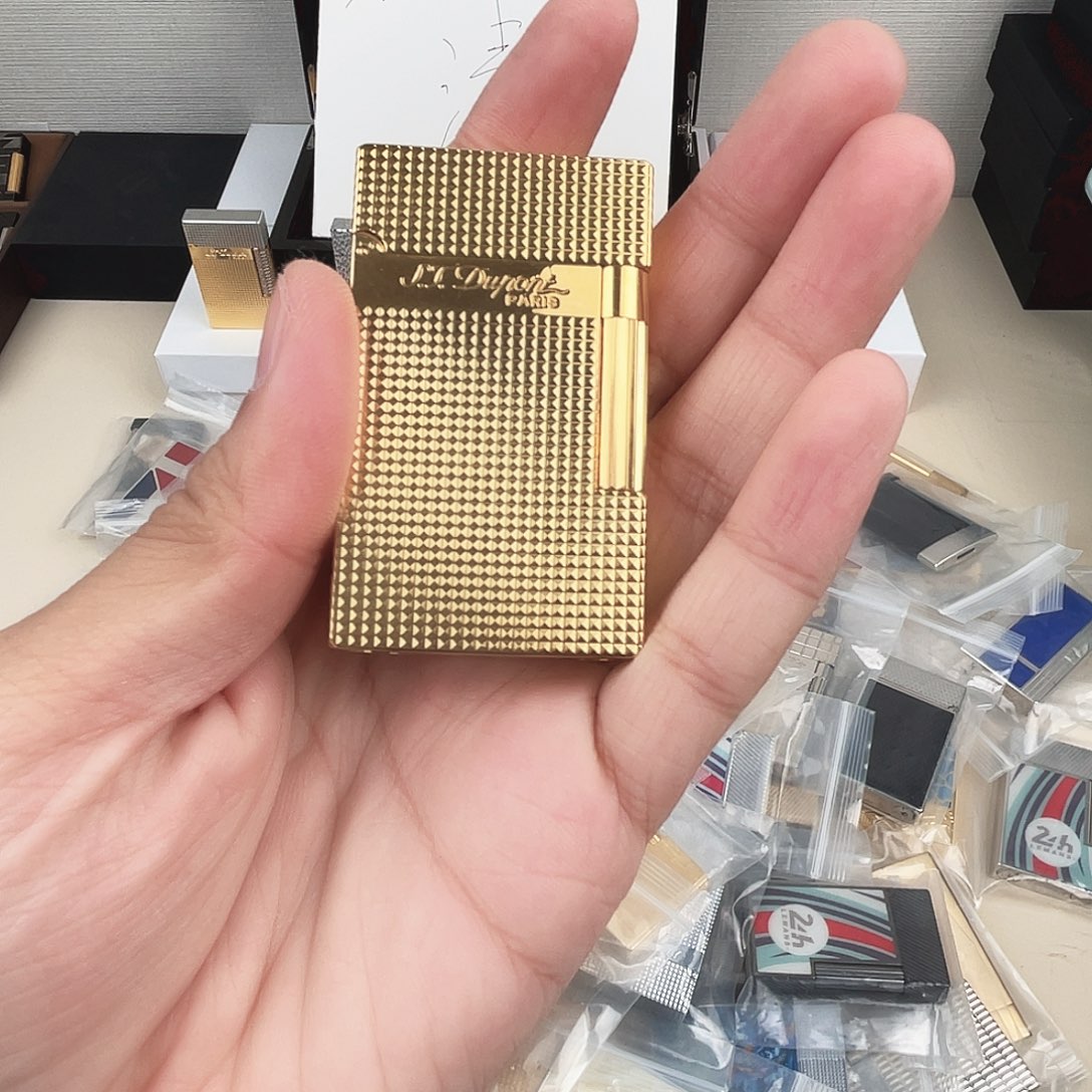 明铬哈哈哈哈哈哈哈哈哈哈哈哈