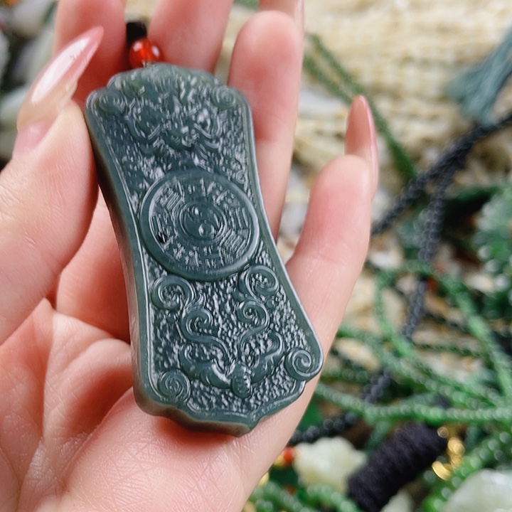 未镶嵌和田玉挂件