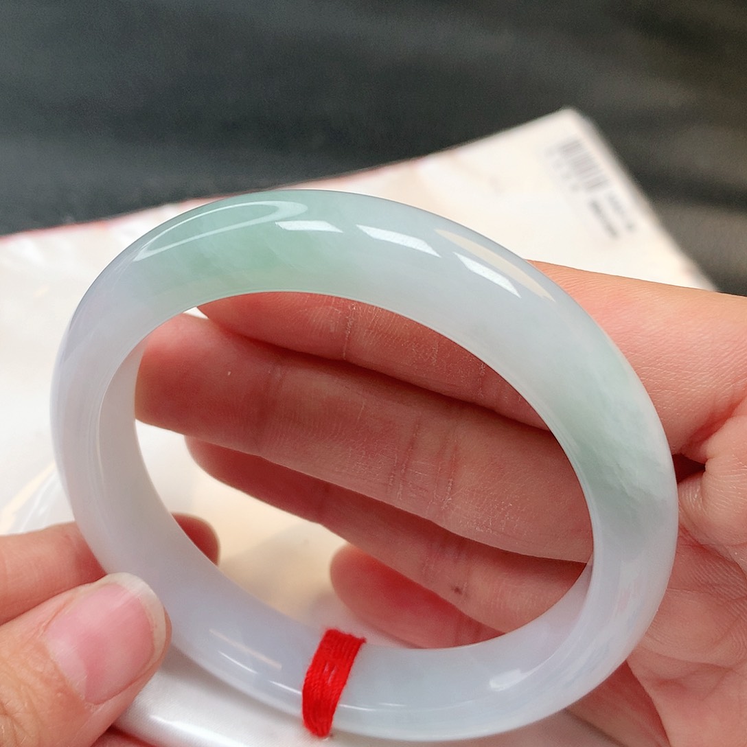 翡翠手镯未镶嵌63号