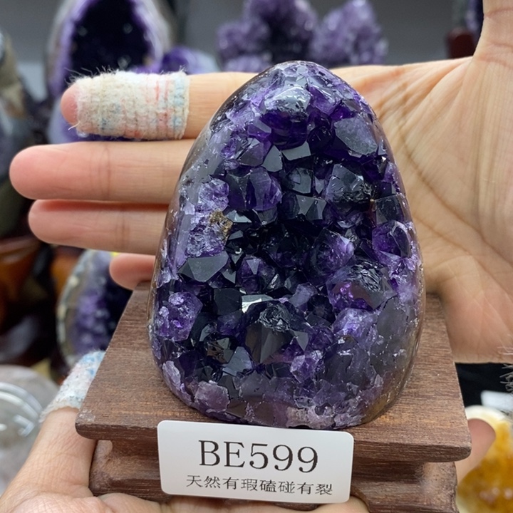 水晶未镶嵌大型摆件（非配饰）