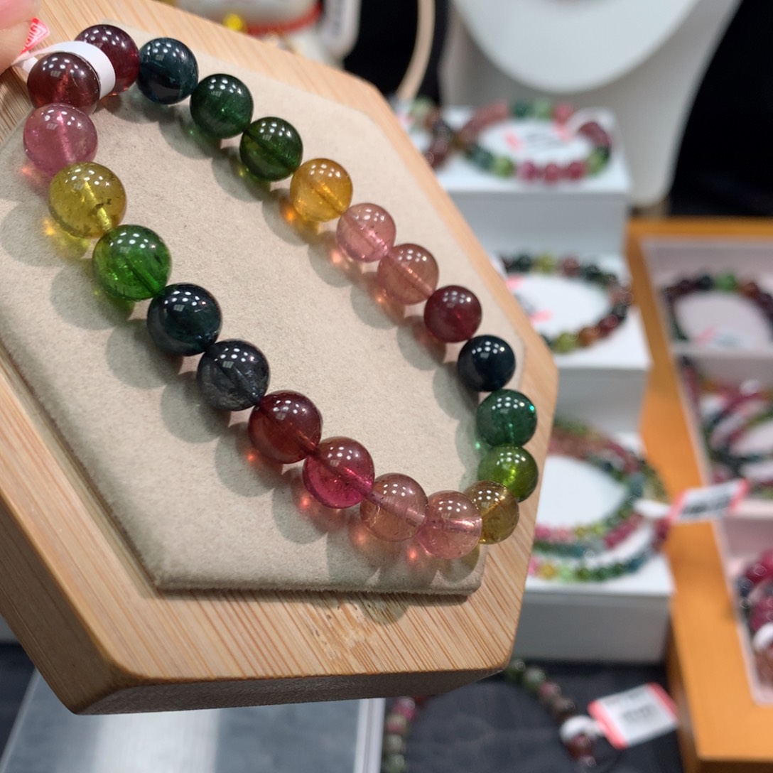 碧玺手链未镶嵌   8.8mm。