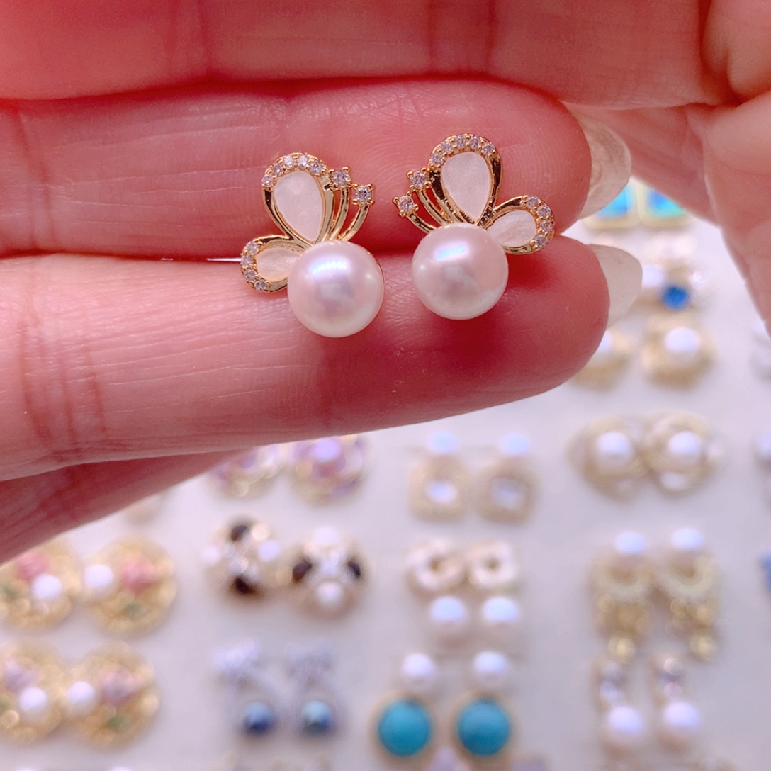 淡水珍珠合金耳饰