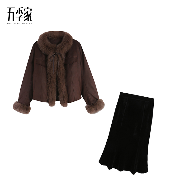五季家大码ZL114289咖色羽绒外套+ZL113889黑色丝绒鱼尾裙 套装