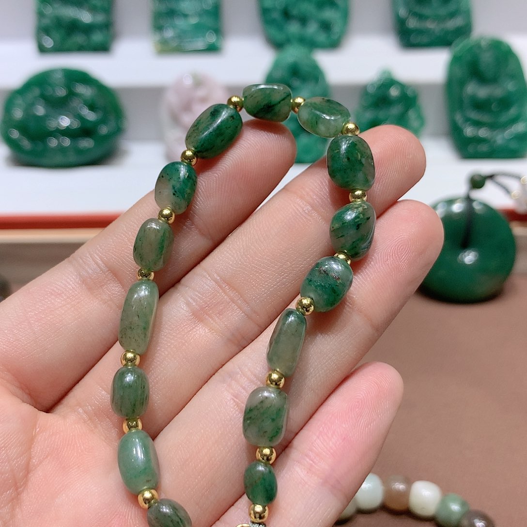 独山玉挂件未镶嵌