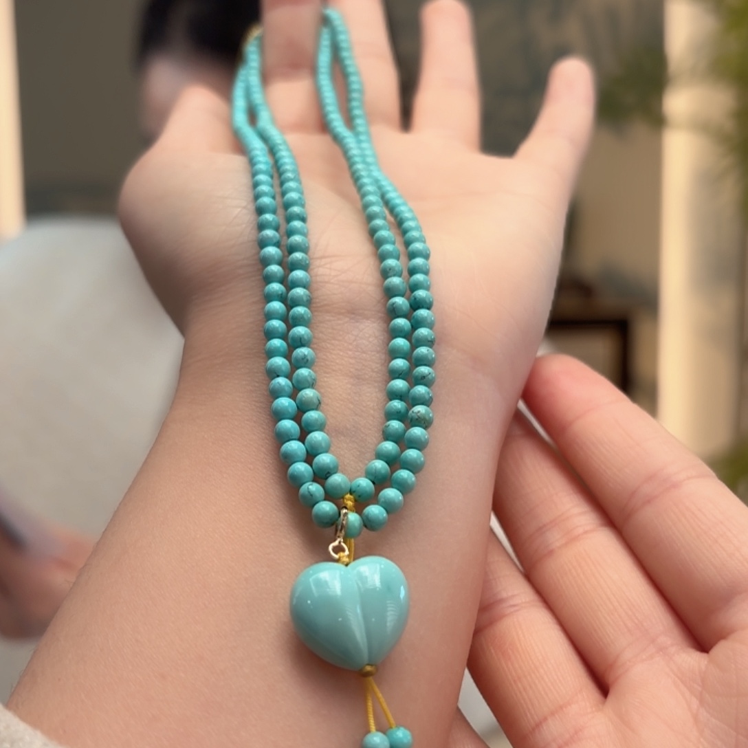 绿松石未镶嵌颈饰