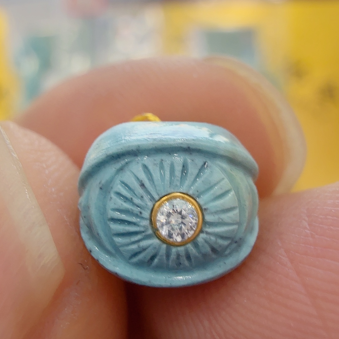 绿松石未镶嵌珠宝奇石