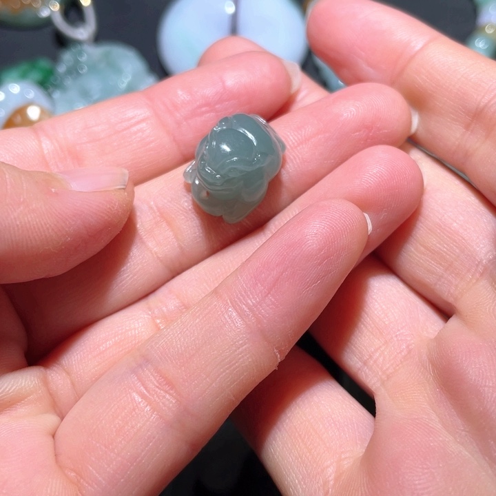 【闪购商品】翡翠颈饰未镶嵌天然翡翠