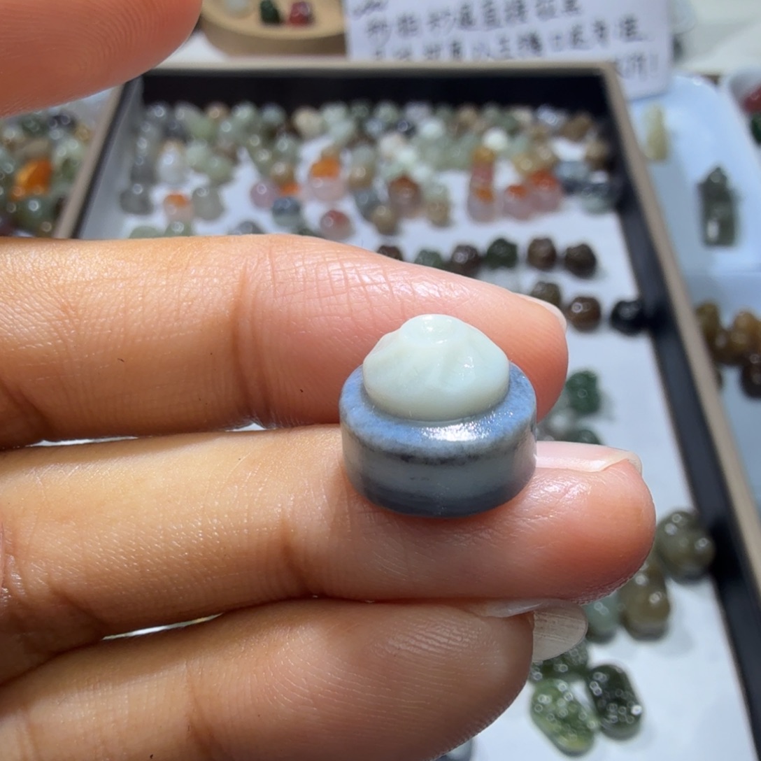 和田玉未镶嵌珠宝奇石